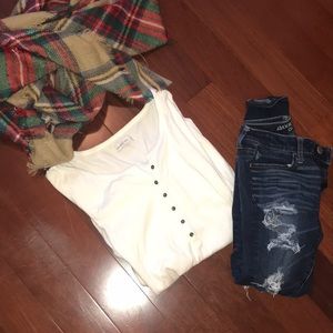 🔵Abercrombie&finch long sleeved white shirt